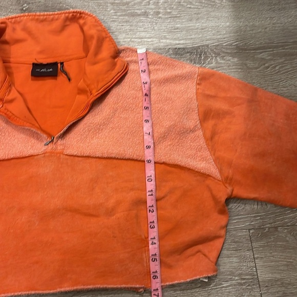 Urban outfitters out from under orange size medium crop quarter zip sweatshirt - Picture 4 of 6